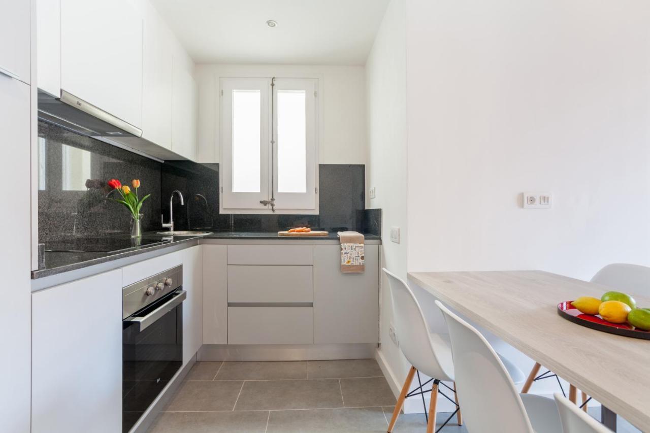 Aparteasy Барселона Екстер'єр фото